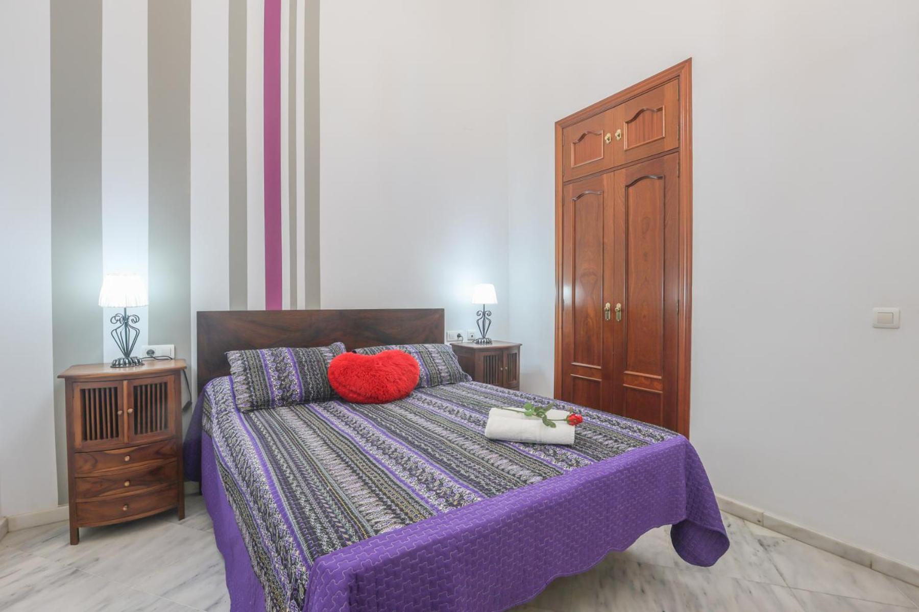 Galindo Center Premium Suites, Free Parking Sevilha Exterior foto