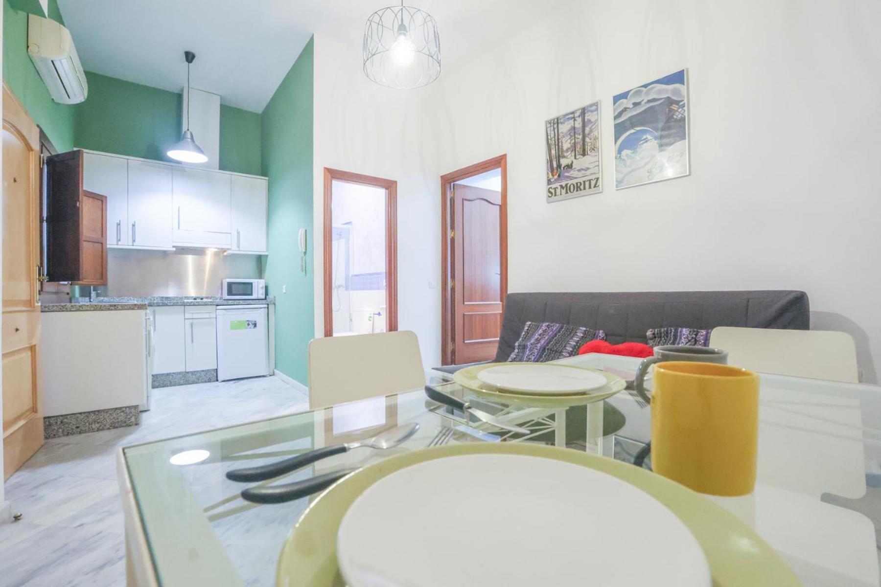 Galindo Center Premium Suites, Free Parking Sevilha Exterior foto