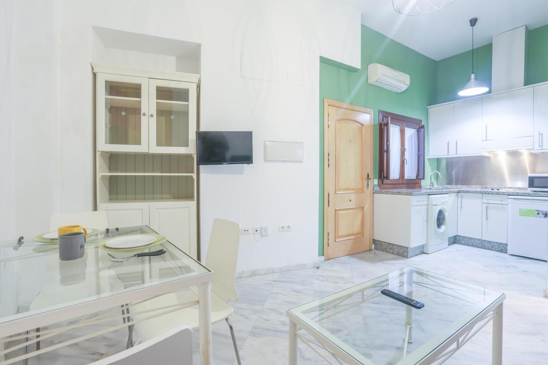 Galindo Center Premium Suites, Free Parking Sevilha Exterior foto