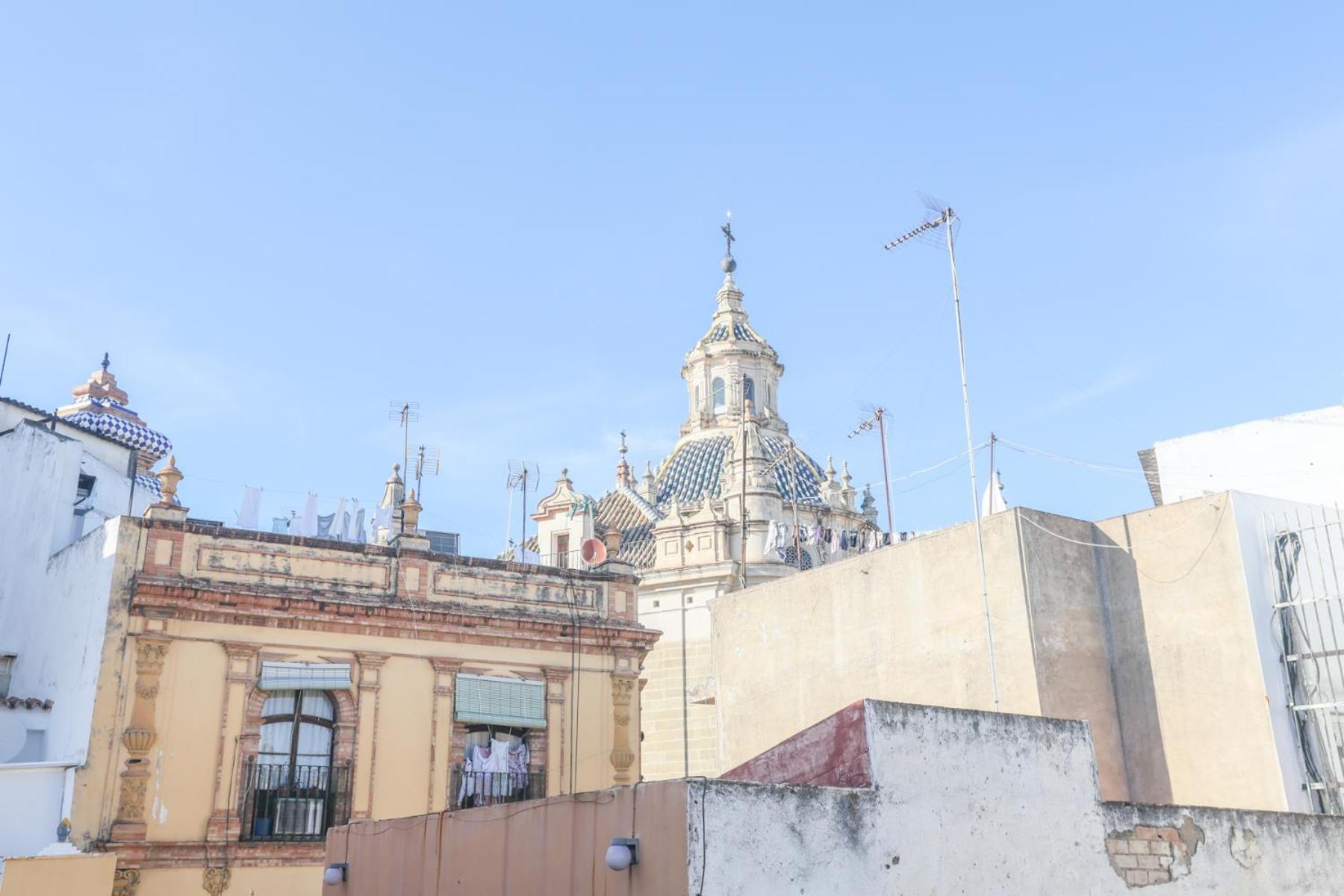 Galindo Center Premium Suites, Free Parking Sevilha Exterior foto